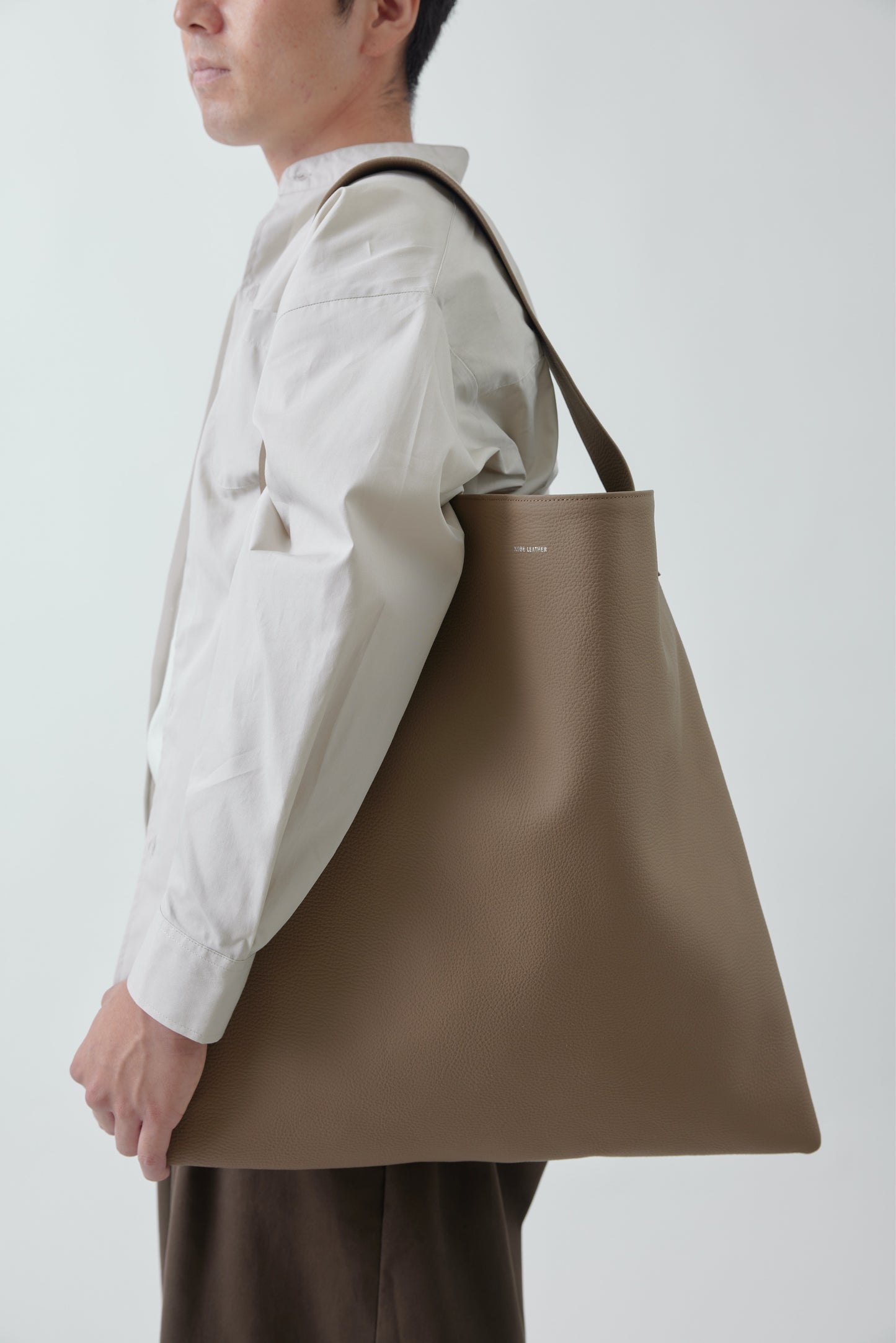 One shoulder bag- L